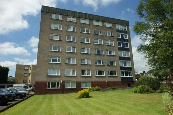 Stockiemuir Avenue, Bearden, G61 3JW