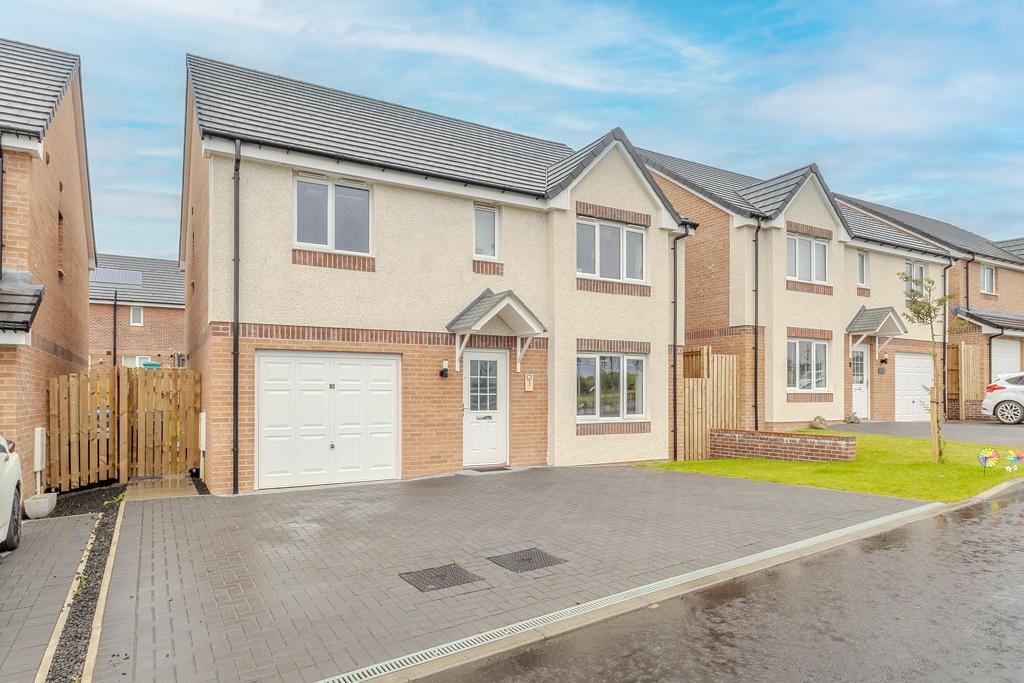Lily Close, Muirhead, G69 9FZ