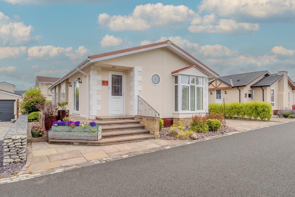 Deer Ridge Drive, Stepps, North Lanarkshire, G33 6FT