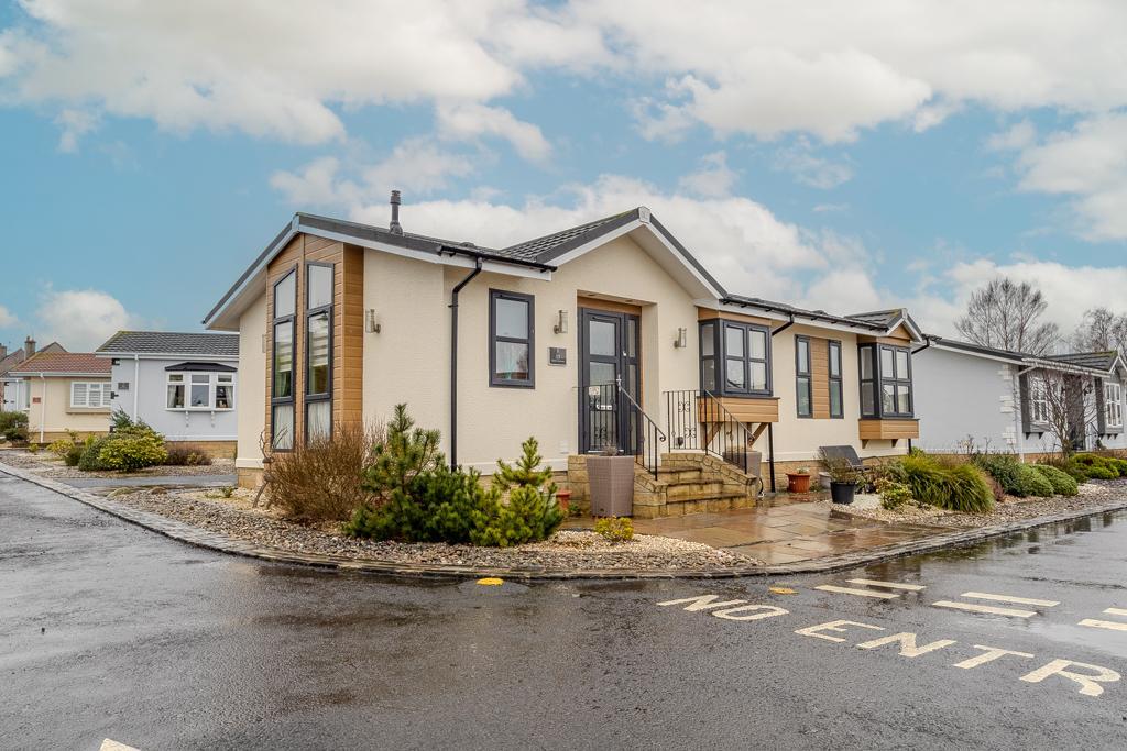 Cedar Crescent, Stepps, G33 6FZ