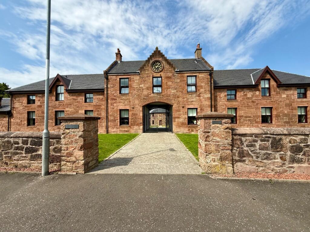 Home Farm Court, Drumpellier, Glasgow, ML5 1RW