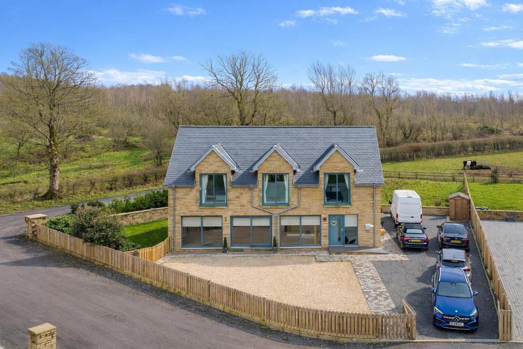 Millcroft Road, Cumbernauld, North Lanarkshire, G67 4AG